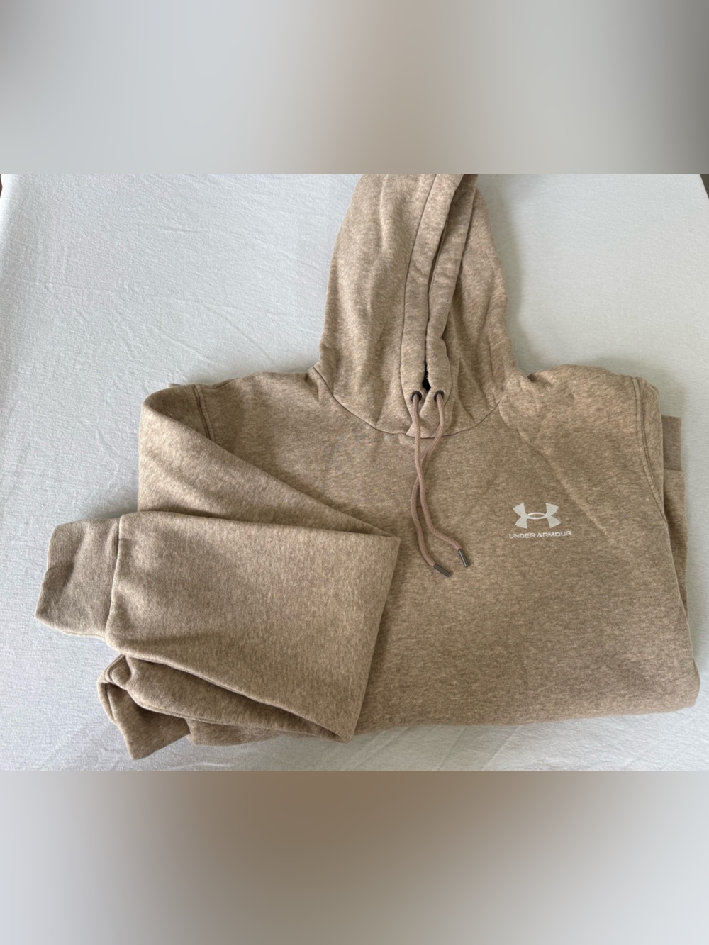 Under Armour Men’s Tan Sweatshirt
